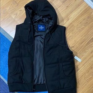 NWT Mens’ Old Navy wool vest with Hood in Size L